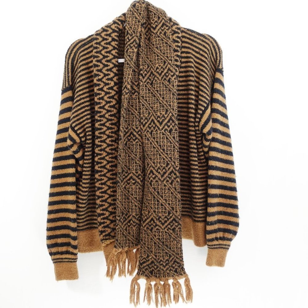 SHAPELY KNITS V-Neck Cardigan Sweater with Pockets